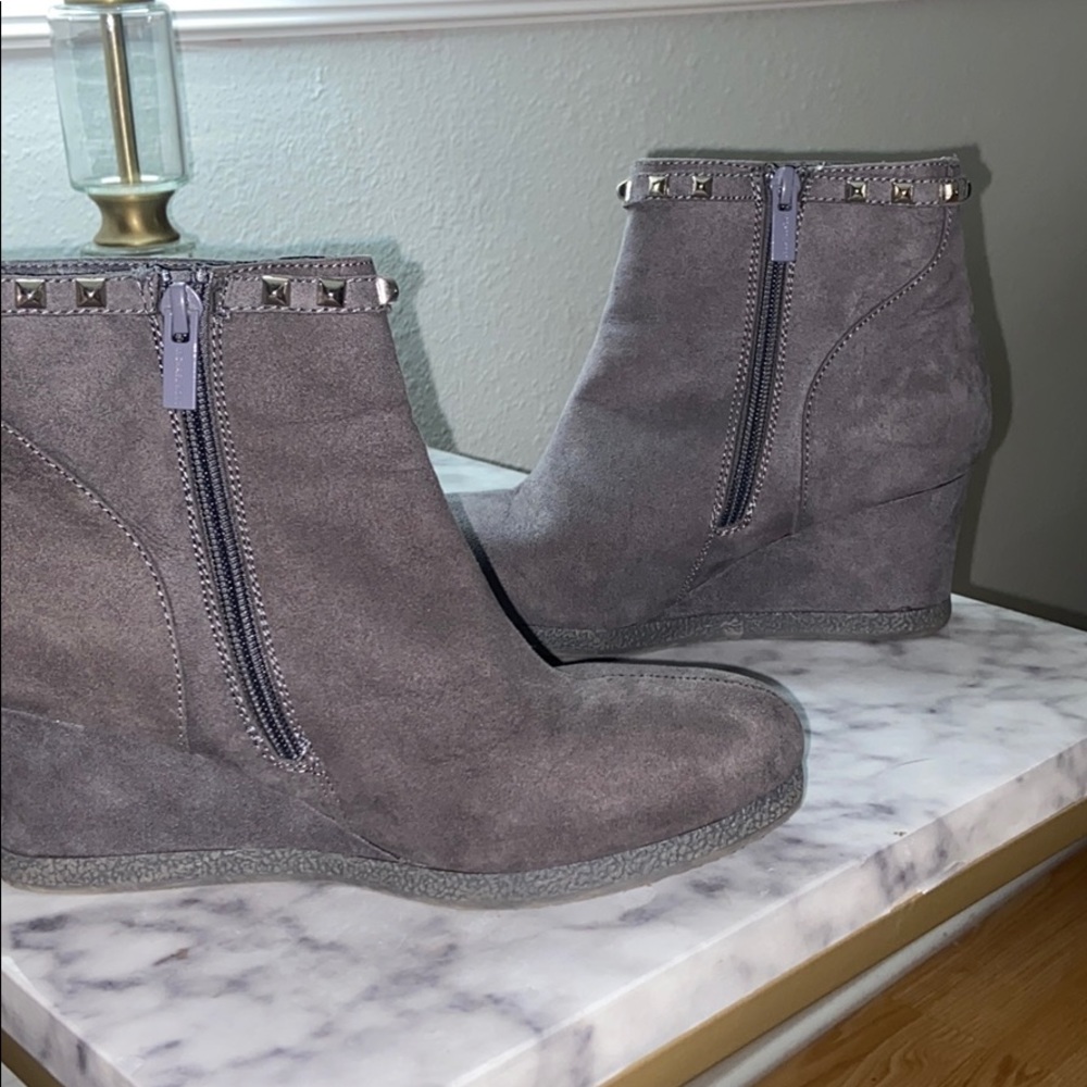 High Leather Stoned Zip up boots